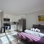 Luxurious Furnished Studio W Full Kitchen In Sd