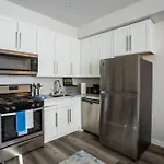Luxurious Furnished Studio W Full Kitchen In Sd